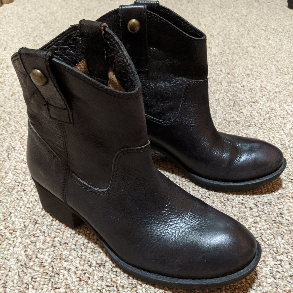 Gianni Bini Leather Dark Brown boots 6M